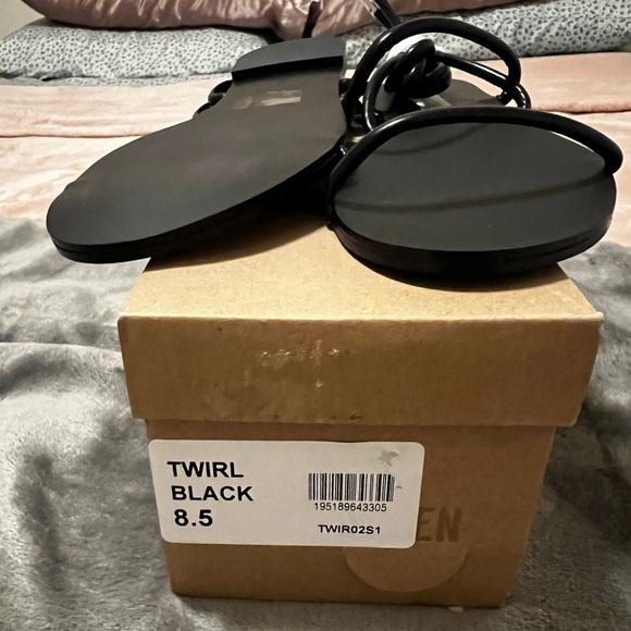 Steve Madden Sandals - Black 8.5 - Picture 5 of 5